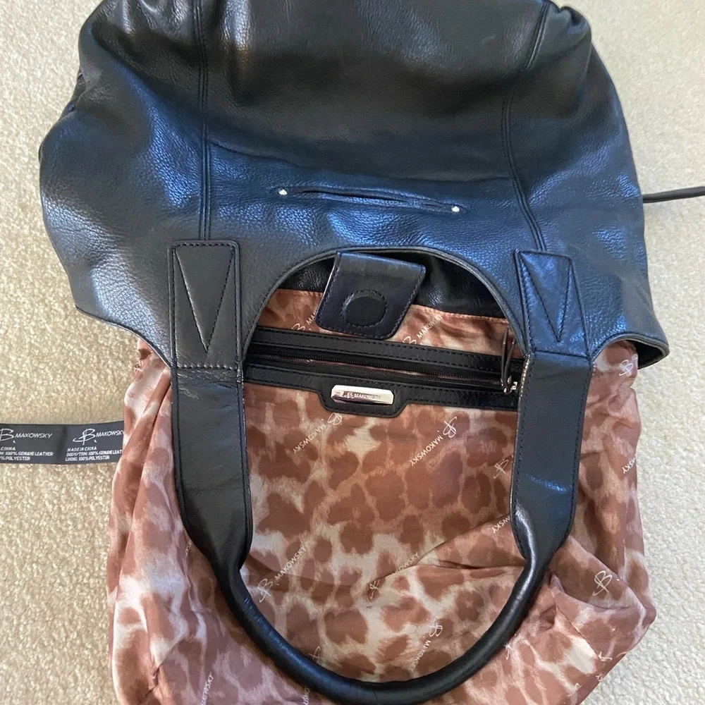 B Makovsky leather shoulder bag,black/gray with silver hardware, animal print